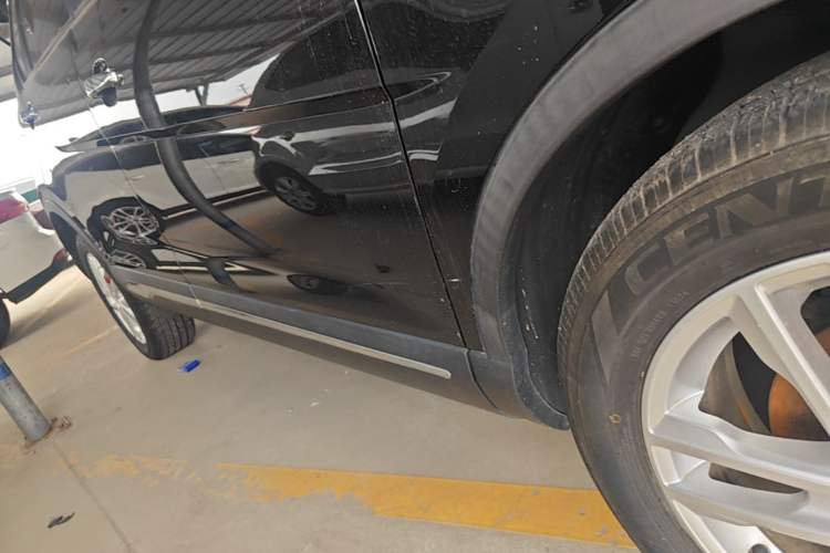 Used Baojun 560 2015 1.8L Manual Elite Edition Right Side Sill