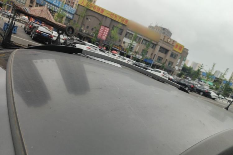 Used Baojun 560 2015 1.8L manual Comfort trim level Roof