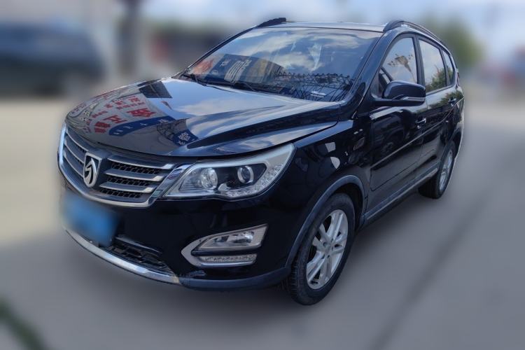 Used Baojun 560 2015 1.8L manual Comfort trim level Guazi used car, China used car export, Used car for sale, Used cars, Cheapest cars for sale