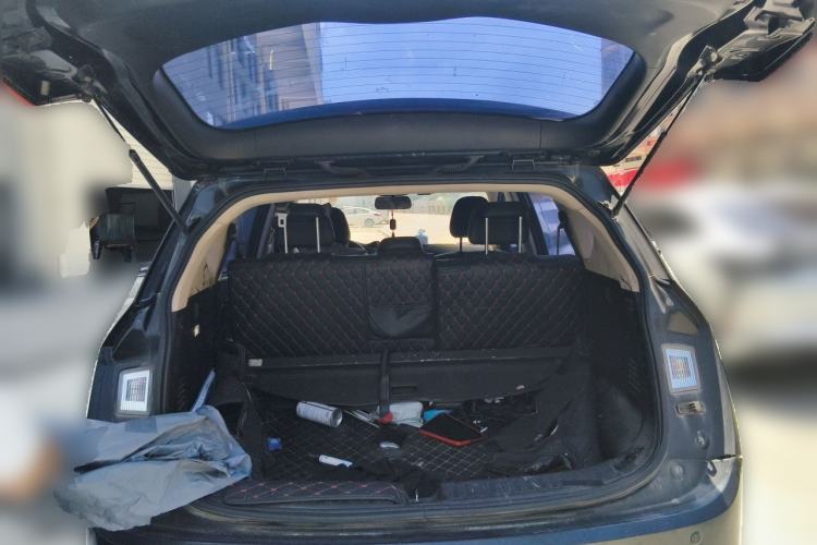 Used Baojun 560 2015 1.8L Manual Elite Edition Trunk