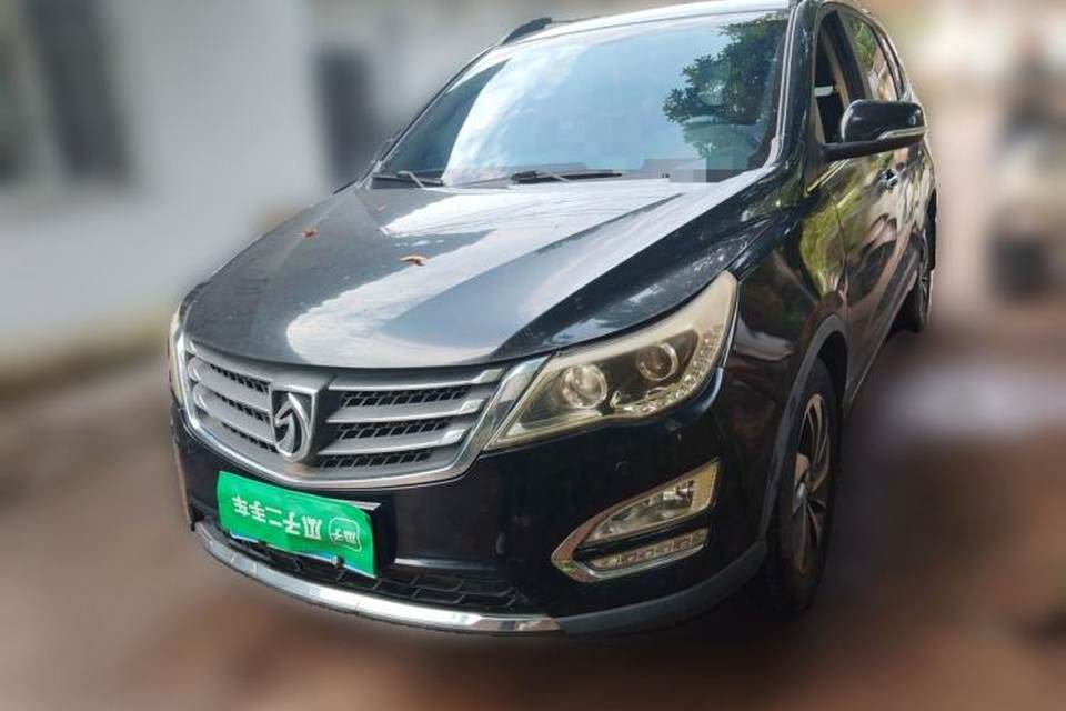 Baojun 560 2015