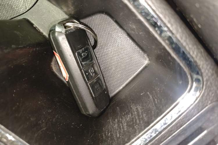 Used Baojun 560 2015 1.8L manual luxury version Vehicle Key