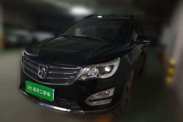 Used Baojun 560 2015 1.8L manual luxury version