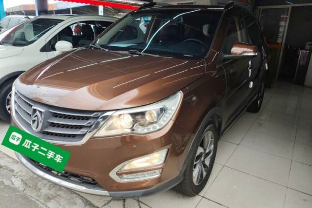 Used Baojun 560 2015 1.8L manual luxury version