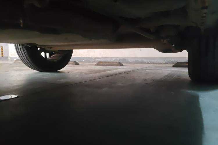 Used Baojun 560 2015 1.8L manual luxury version Chassis Rear Left
