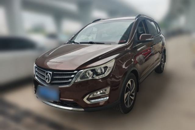 Used Baojun 560 2015 1.8L manual luxury version