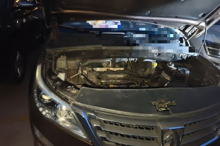 Used Baojun 560 2015 1.8L Manual Elite Edition Engine Bay Right