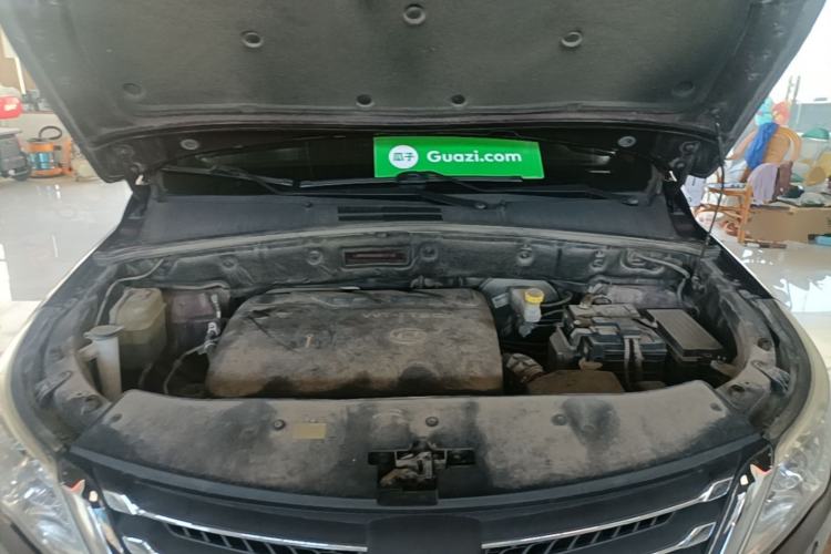Used Baojun 560 2015 1.8L manual luxury version Engine Bay
