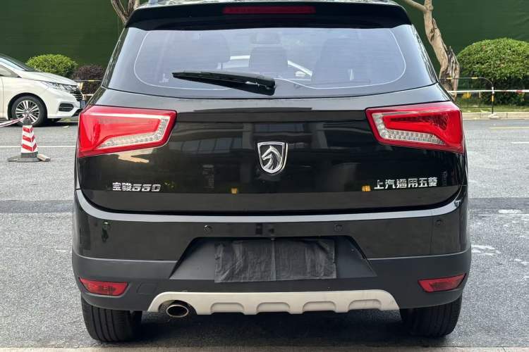 Used Baojun 560 2015 1.8L Manual Elite Edition Exterior 7