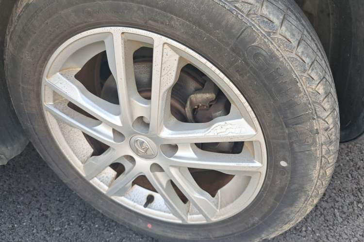 Used Baojun 560 2015 1.8L manual Comfort trim level Exterior 7