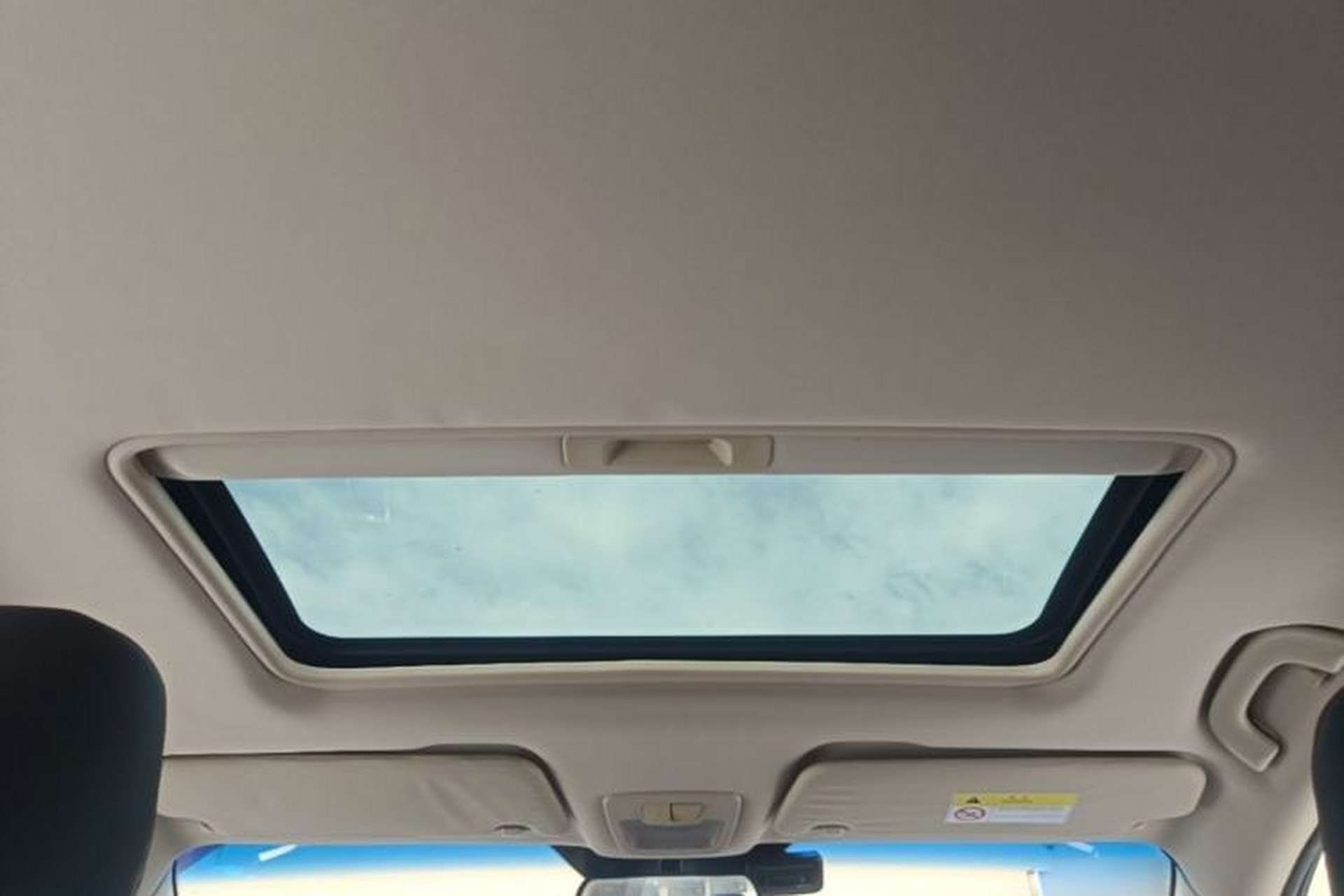 Used Baojun 560 2015 1.8L manual luxury version Headliner