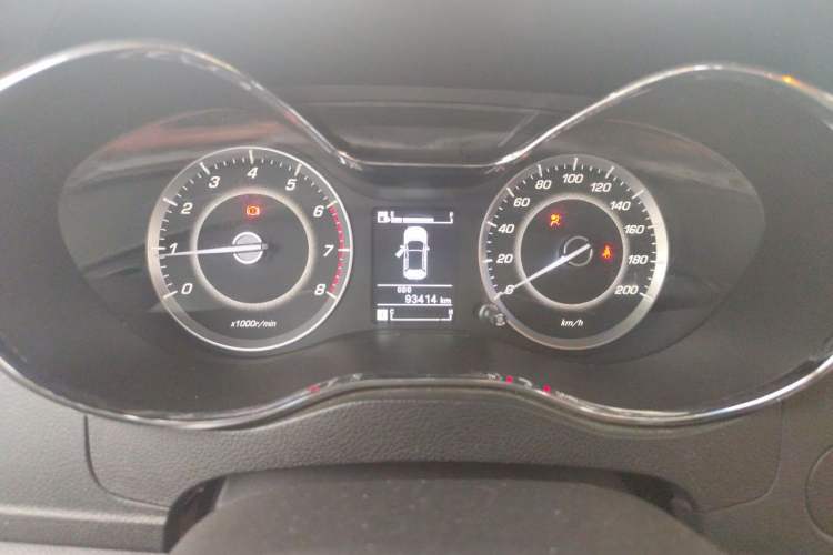 Used Baojun 560 2015 1.8L Manual Elite Edition Instrument Cluster