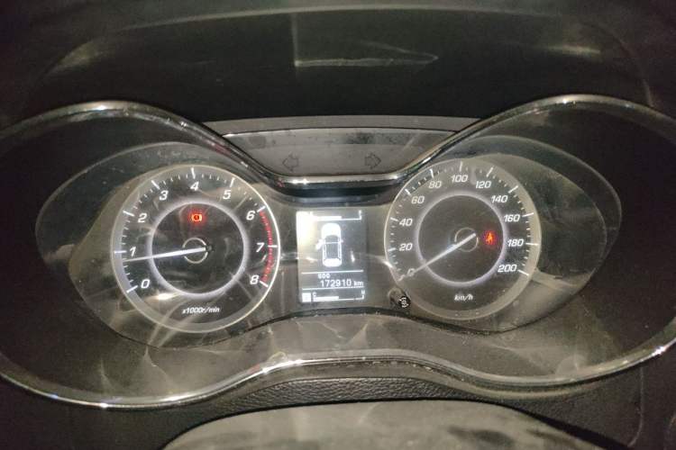 Used Baojun 560 2015 1.8L Manual Elite Edition Instrument Cluster
