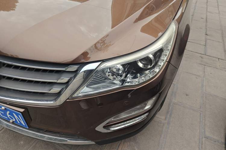 Used Baojun 560 2015 1.8L Manual Elite Edition Left Front Headlight