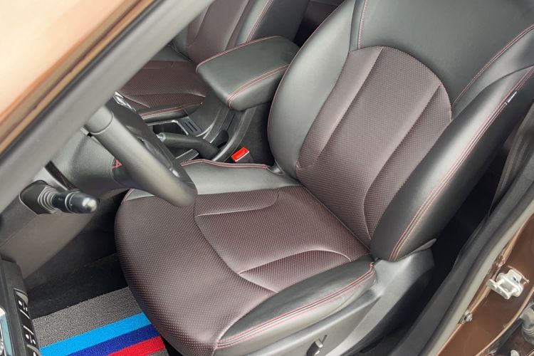 Used Baojun 560 2015 1.8L manual luxury version Left Front Seat