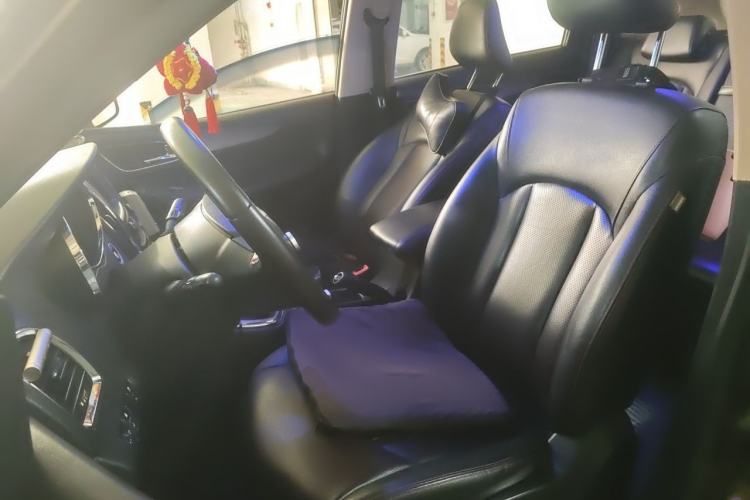 Used Baojun 560 2015 1.8L manual luxury version Left Front Seat