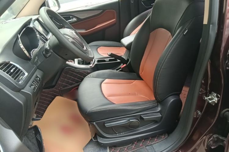 Used Baojun 560 2015 1.8L Manual Elite Edition Left Front Seat