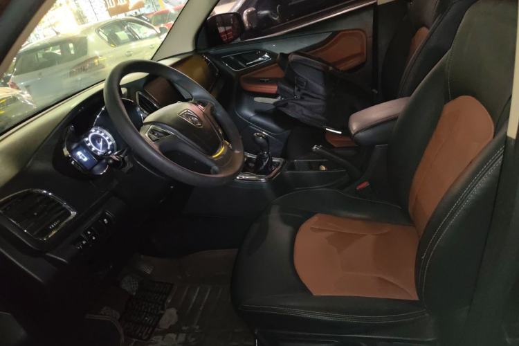 Used Baojun 560 2015 1.8L Manual Elite Edition Left Front Seat