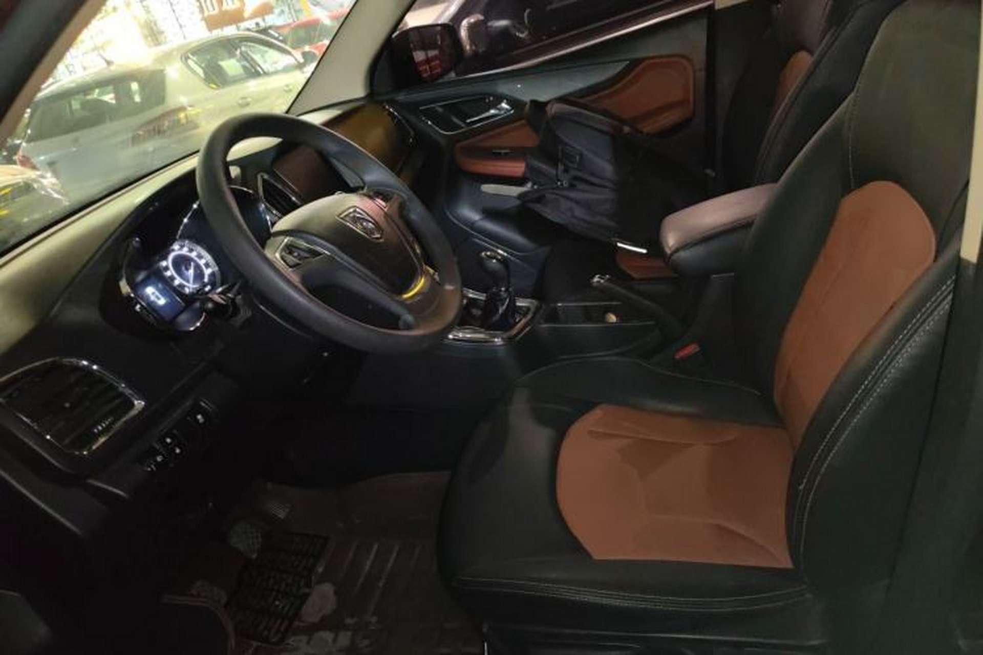 Used Baojun 560 2015 1.8L Manual Elite Edition Left Front Seat