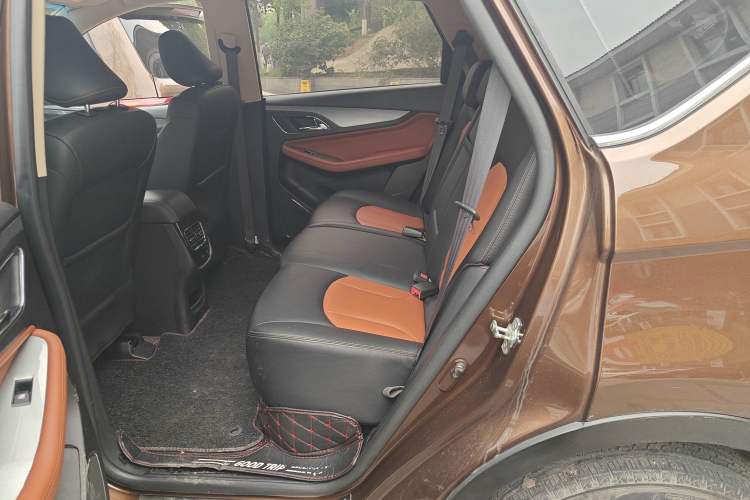 Used Baojun 560 2015 1.8L Manual Elite Edition Left Rear Seat