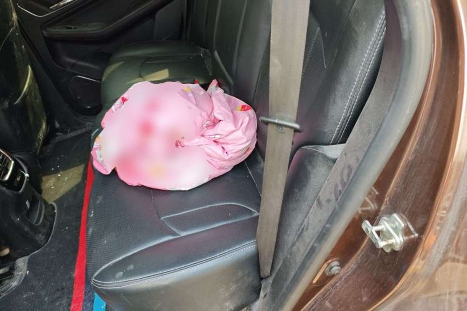 Used Baojun 560 2015 1.8L manual luxury version Left Rear Seat