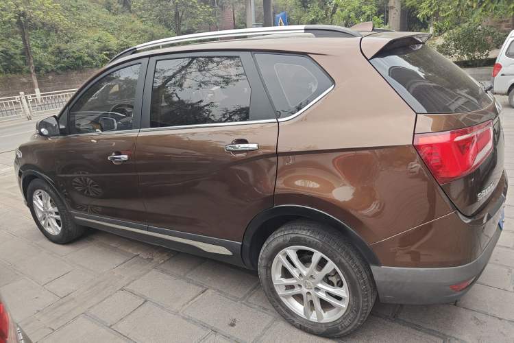 Used Baojun 560 2015 1.8L Manual Elite Edition Left Side