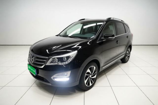 Used Baojun 560 2015 1.8L manual luxury version