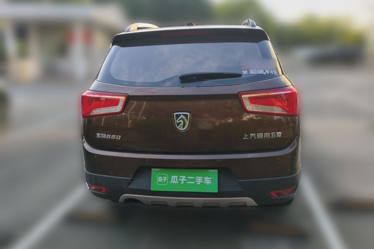 Used Baojun 560 2015 1.8L manual luxury version Rear