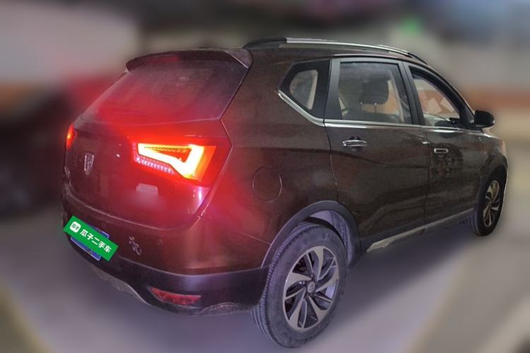Used Baojun 560 2015 1.8L manual luxury version Rear Right 45 Deg