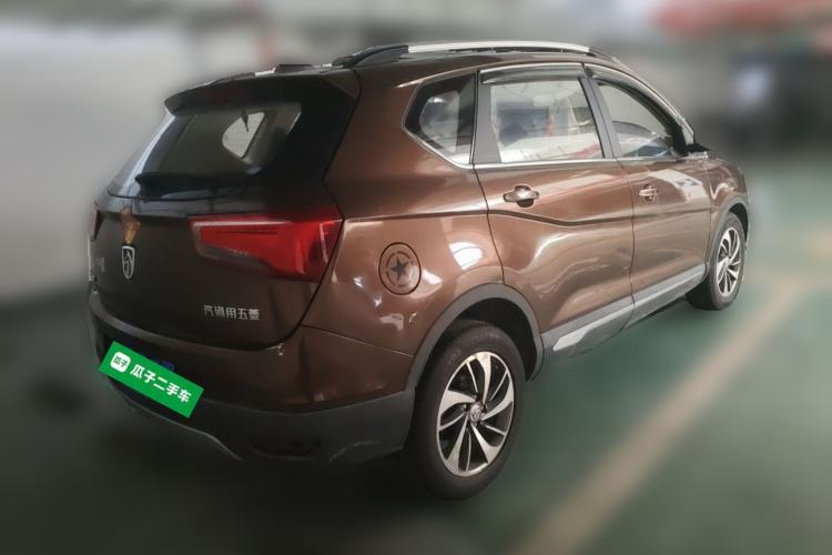Used Baojun 560 2015 1.8L manual luxury version Rear Right 45 Deg