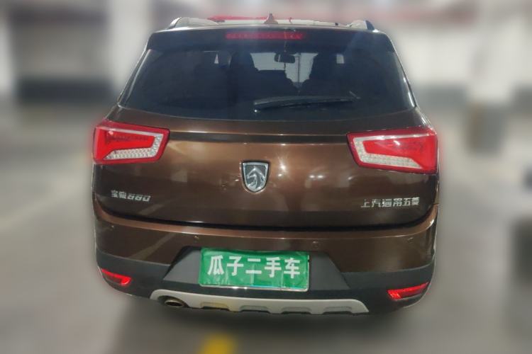 Used Baojun 560 2015 1.8L manual luxury version Rear
