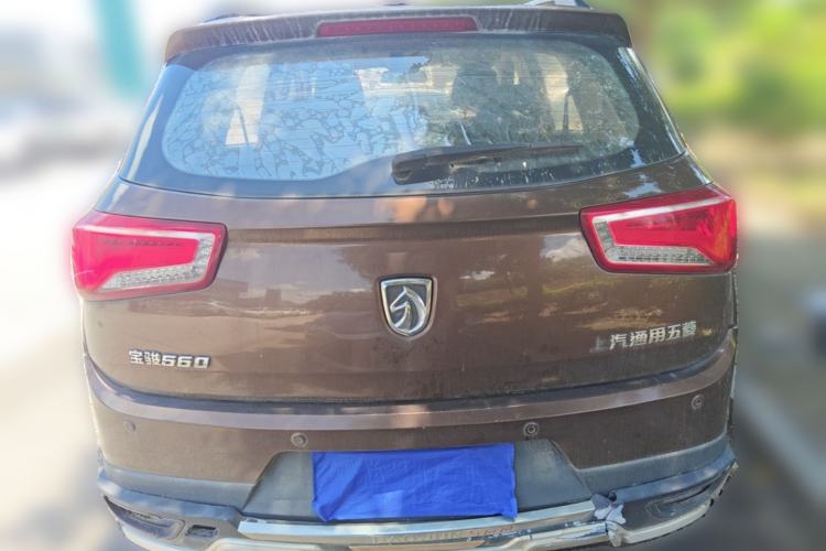 Used Baojun 560 2015 1.8L manual luxury version Rear