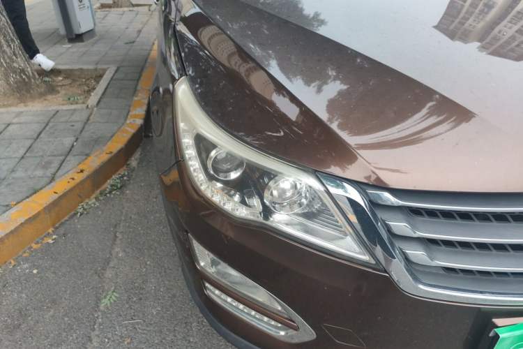 Used Baojun 560 2015 1.8L Manual Elite Edition Right Front Headlight