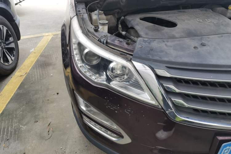 Used Baojun 560 2015 1.8L Manual Elite Edition Right Front Headlight