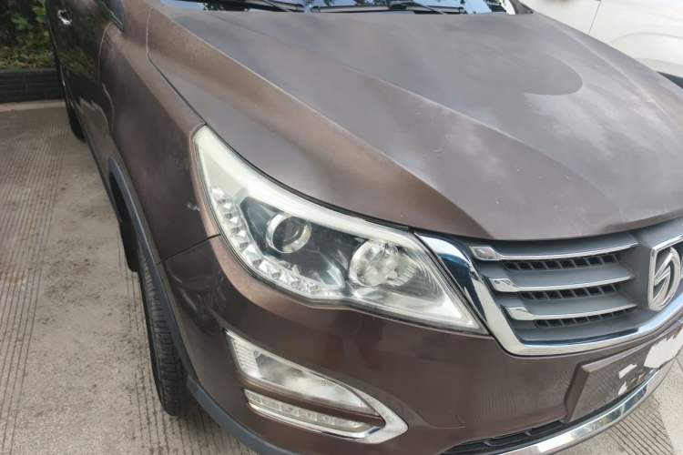Used Baojun 560 2015 1.8L Manual Elite Edition Right Front Headlight