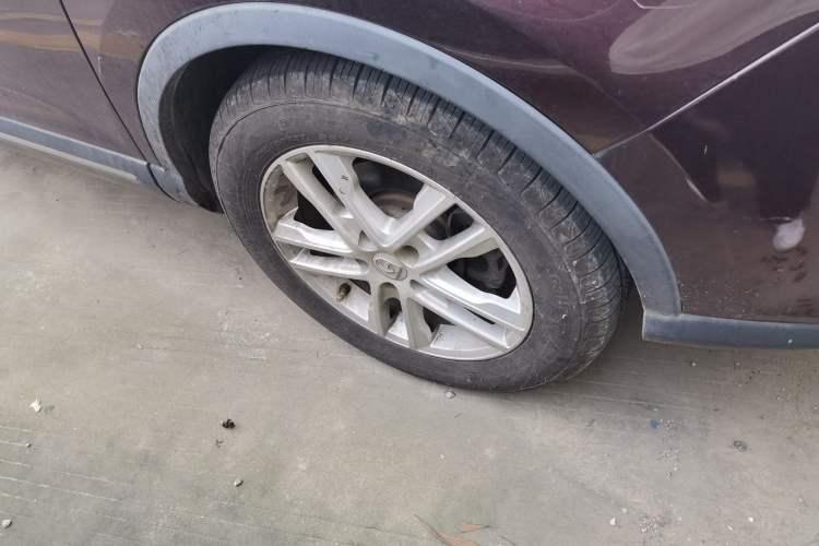 Used Baojun 560 2015 1.8L Manual Elite Edition Right Front Wheel Hub