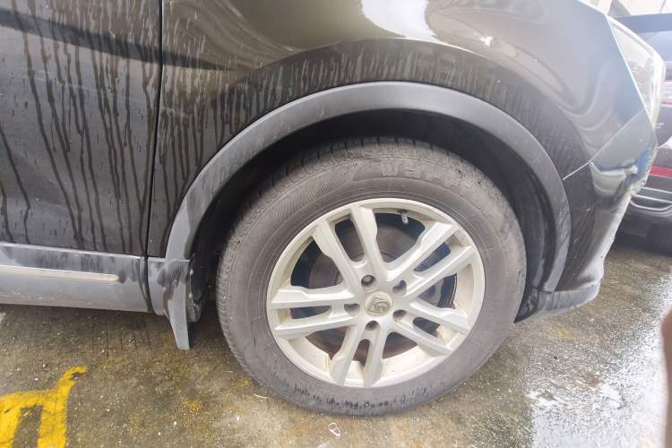 Used Baojun 560 2015 1.8L Manual Elite Edition Right Front Wheel Hub