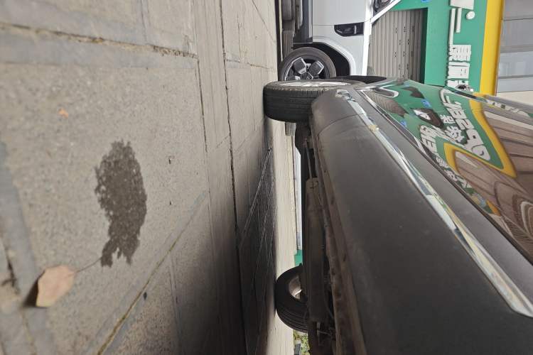 Used Baojun 560 2015 1.8L Manual Elite Edition Right Side Sill