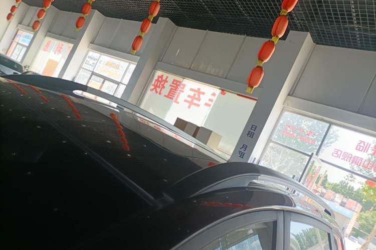 Used Baojun 560 2015 1.8L manual luxury version Roof
