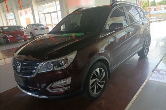 Used Baojun 560 2015 1.8L manual luxury version