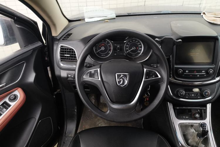 Used Baojun 560 2015 1.8L Manual Elite Edition Steering Wheel