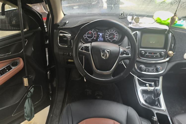 Used Baojun 560 2015 1.8L Manual Elite Edition Steering Wheel