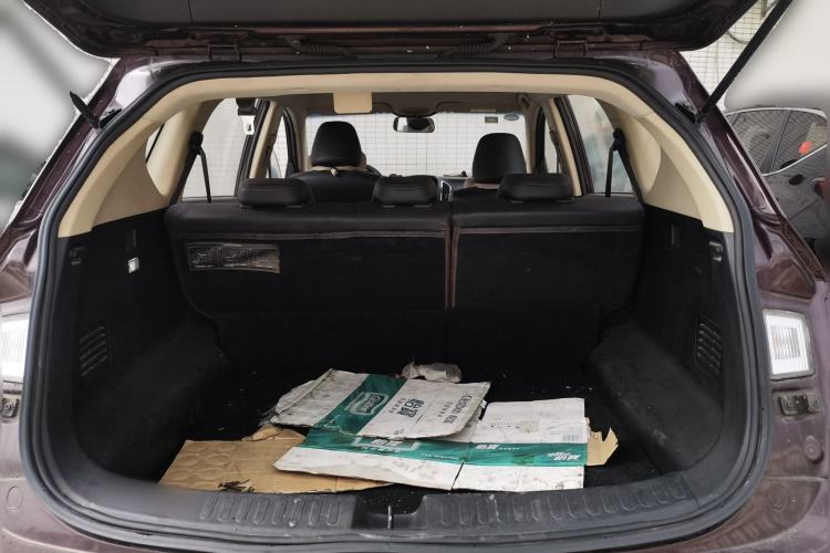 Used Baojun 560 2015 1.8L Manual Elite Edition Trunk