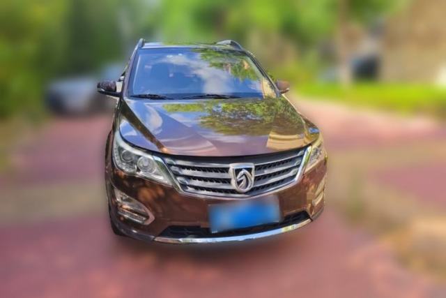 Ojetý Baojun 560 2015 1.8L manual luxury version