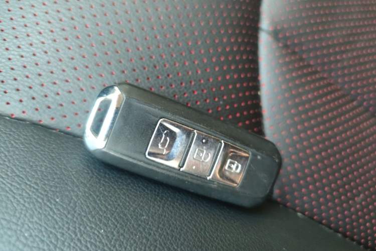 Used Baojun 560 2015 1.8L manual luxury version Vehicle Key