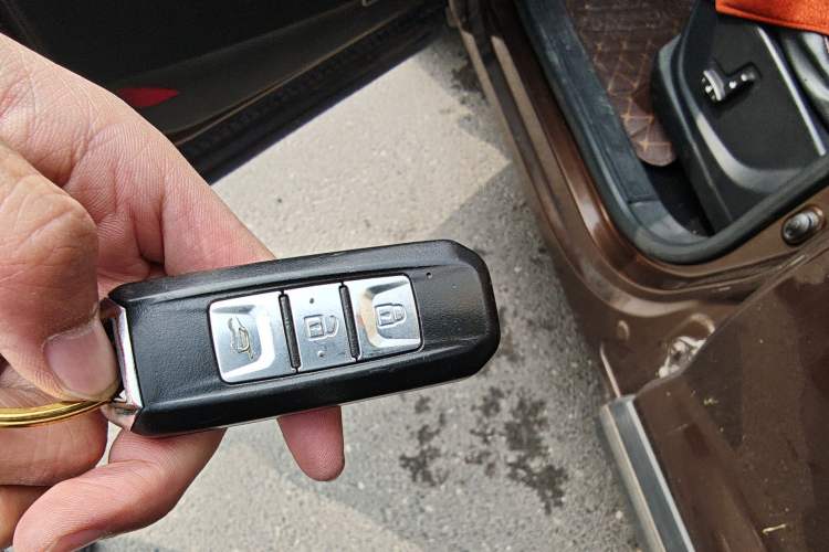 Used Baojun 560 2015 1.8L manual luxury version Vehicle Key