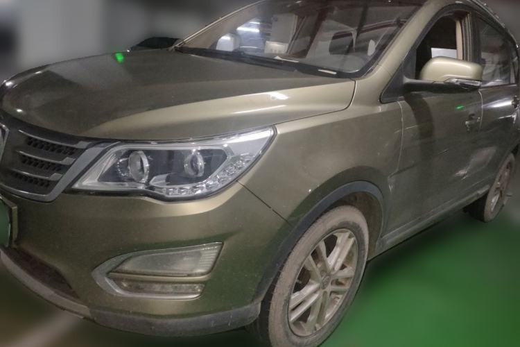 Used Baojun 560 2015 1.8L manual Comfort trim level Guazi used car, China used car export, Used car for sale, Used cars, Cheapest cars for sale