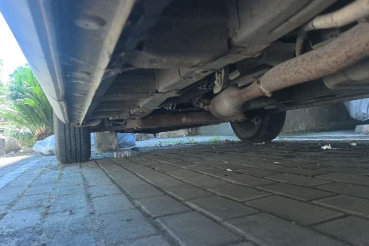 Used Baojun 560 2015 1.8L manual luxury version Chassis Front Left