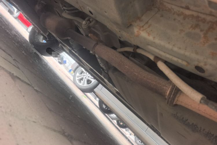 Used Baojun 560 2015 1.8L manual luxury version Chassis Rear Left