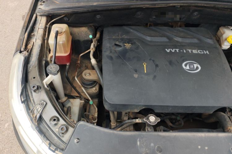 Used Baojun 560 2015 1.8L Manual Elite Edition Engine Bay Right
